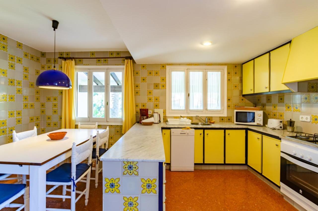 Villa Las Palmeras Бинибека Екстериор снимка