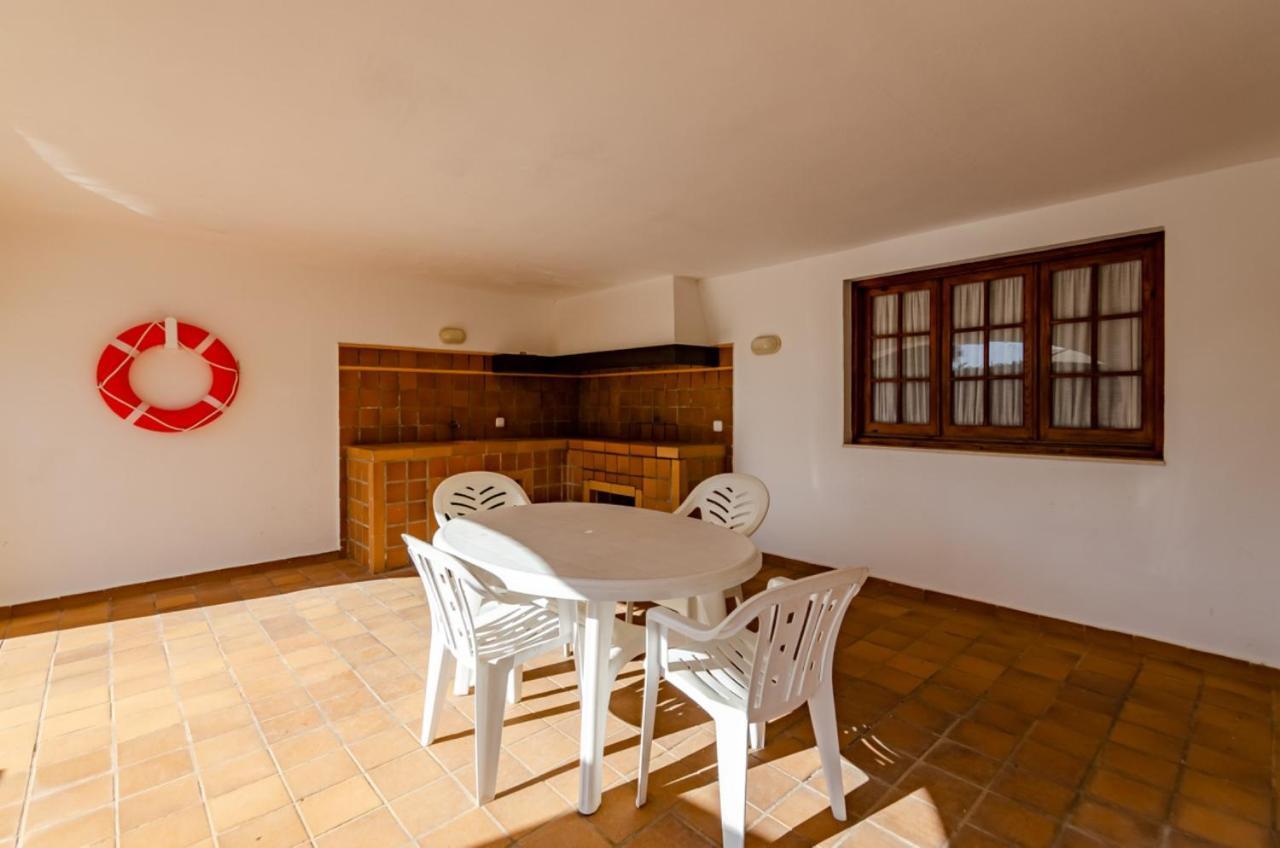 Villa Las Palmeras Бинибека Екстериор снимка
