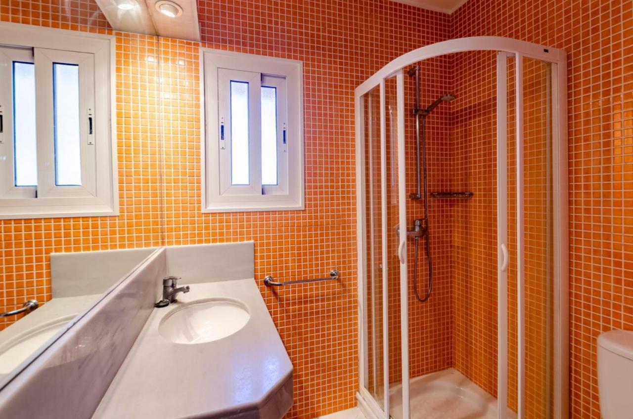 Villa Las Palmeras Бинибека Екстериор снимка